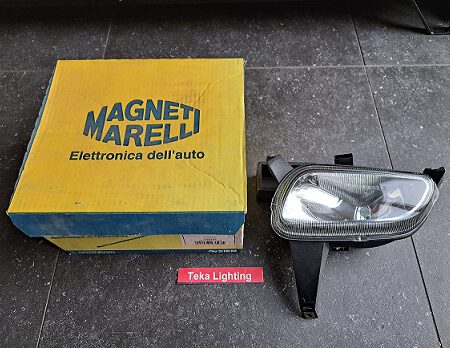 Citroën Xantia / Mistlamp / Mistlicht / Nebelscheinwerfer / Fog Light / Antibrouillard / Magneti Marelli LAA792 712390501129 / Links