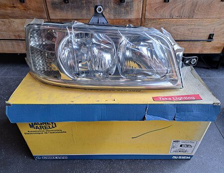 Fiat Ducato II / Koplamp / Scheinwerfer / Headlight / Phare / Magneti Marelli LPG351 712415401129 / Rechts