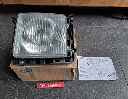 Mercedes-Benz MB100 (W631) / Koplamp / Scheinwerfer / Headlight / Phare / Hella 1AD960725-321 / Rechts /