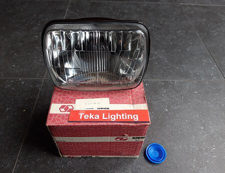 Fiat 126 / Koplamp / Scheinwerfer / Headlamp / Phare / Siem 8229