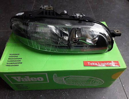 Fiat Bravo Brava / Koplamp / Scheinwerfer / Headlamp / Phare / Valeo 085773