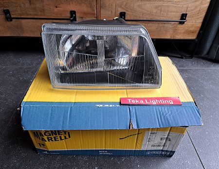 Fiat Cinquecento (170) / Koplamp / Scheinwerfer / Headlight / Phare / Magneti Marelli LPB631 712374801129 / Rechts