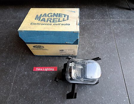 Opel Corsa B (S93) / Mistlamp / Mistlicht / Nebelscheinwerfer / Fog Light / Antibrouillard / Magneti Marelli LAA521 712361301129 / Rechts