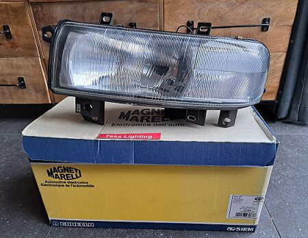 Opel Movano / Renault Master II / Koplamp / Scheinwerfer / Headlight / Phare / Magneti Marelli LPD662 712382101129 / Links