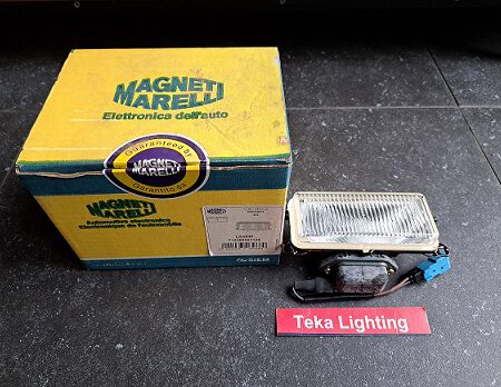 Peugeot 306 Sedan / Mistlamp / Mistlicht / Nebelscheinwerfer / Fog Light / Antibrouillard / Magneti Marelli LAA640 712369501129 /