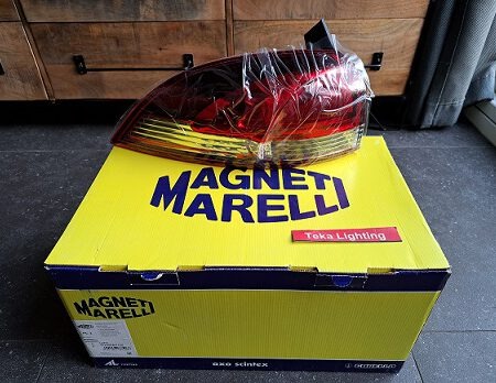 Renault Clio Grandtour (KH) / Achterlicht / Rücklicht / Rear Light / Feu Arrière / Magneti Marelli LLI972 712205401120 / Links