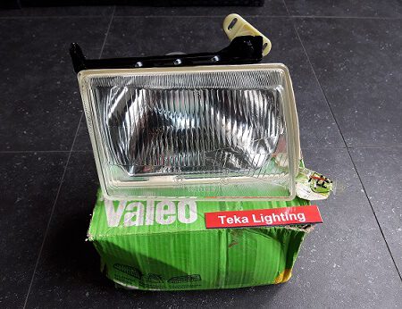 Ford Escort MK3 / Koplamp / Headlight / Scheinwerfer / Phare