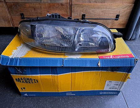 Fiat Brava Bravo Hatchback (182) / Koplamp / Scheinwerfer / Headlight / Phare / LPD951 712378621129 / Rechts