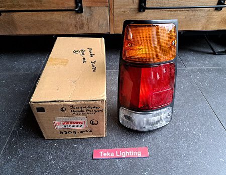 Isuzu Rodeo / Honda Passport / Achterlicht / Tail light / Rücklicht / Feu Arrière / Nipparts J6309002 / Links